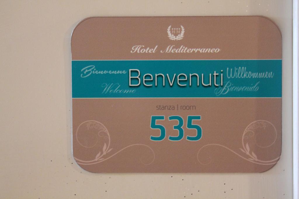 Hotel Mediterraneo Roccella Ionica Szoba fotó