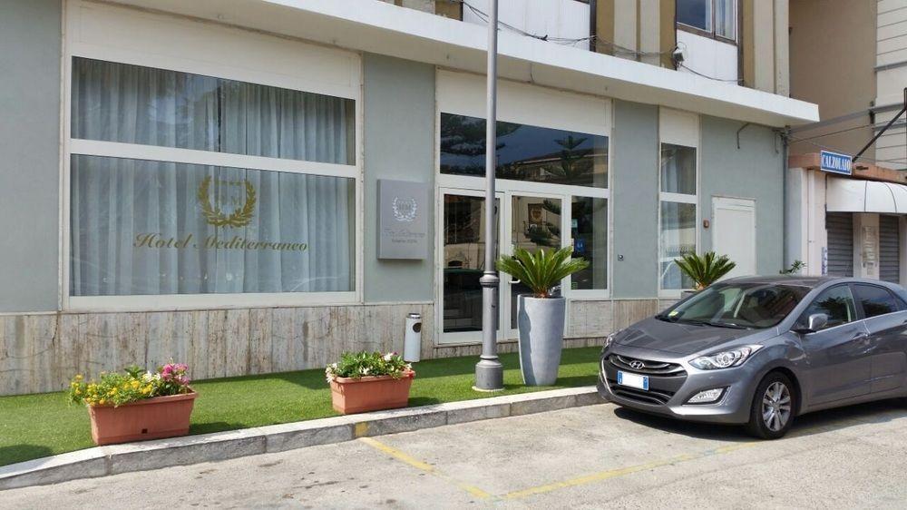 Hotel Mediterraneo Roccella Ionica Kültér fotó
