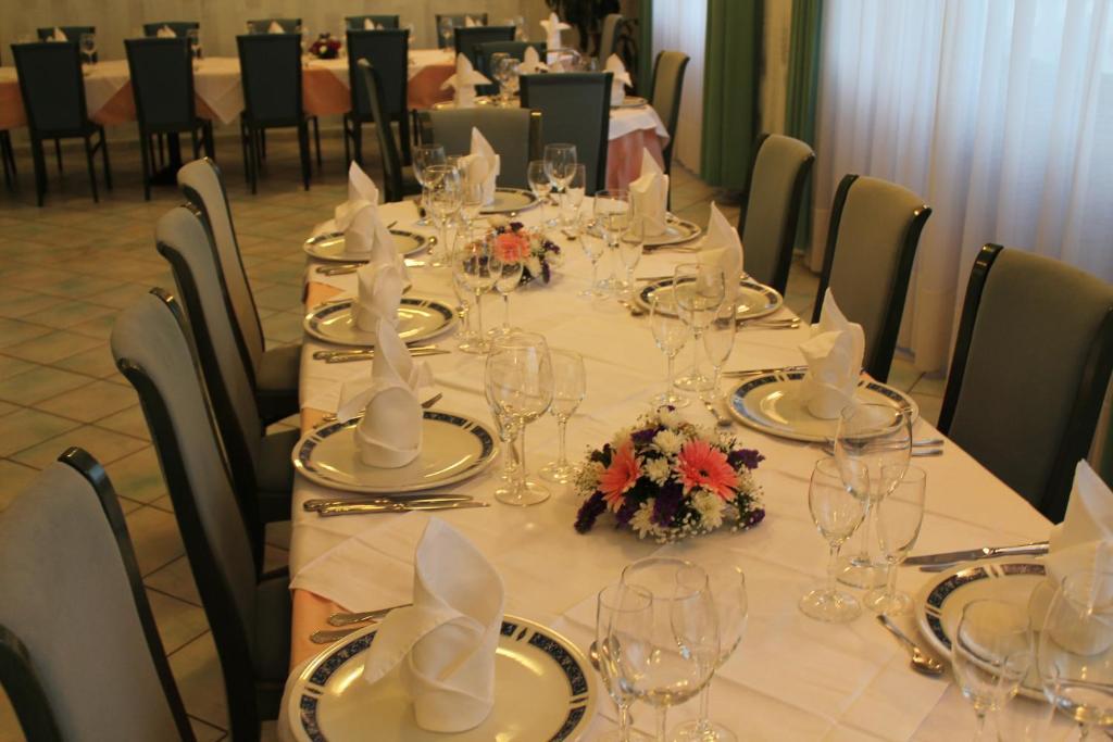 Hotel Mediterraneo Roccella Ionica Kültér fotó